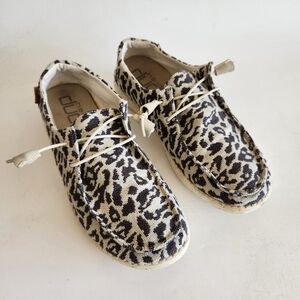 Hey Dude Wendy Cheetah Grey Women’s Slip‑On Shoes Size 9 Lightweight
